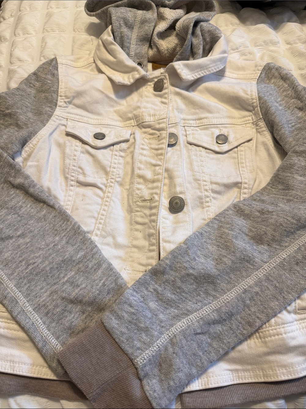 American Eagle Outfitters Kids Two-Tone Hooded Jean Jacket - White & Gray
